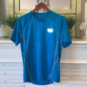 Mountain Hardwear Blue Short Sleeve Crewneck Active Stretch Tee Men’s Small